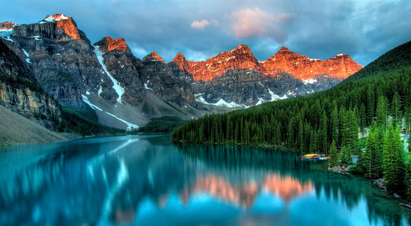 While most travelers head to Nevada for the glitz of Las Vegas, Great Basin offers ancient bristlecone pines (some over 4,000 years old) and the stunning Lehman Caves.