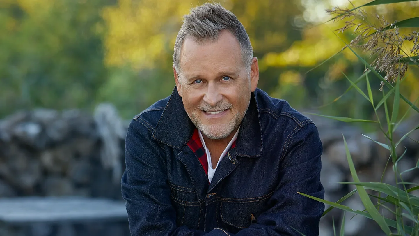 Coulier’s journey began when he discovered a "golf ball-sized" lump in his groin.