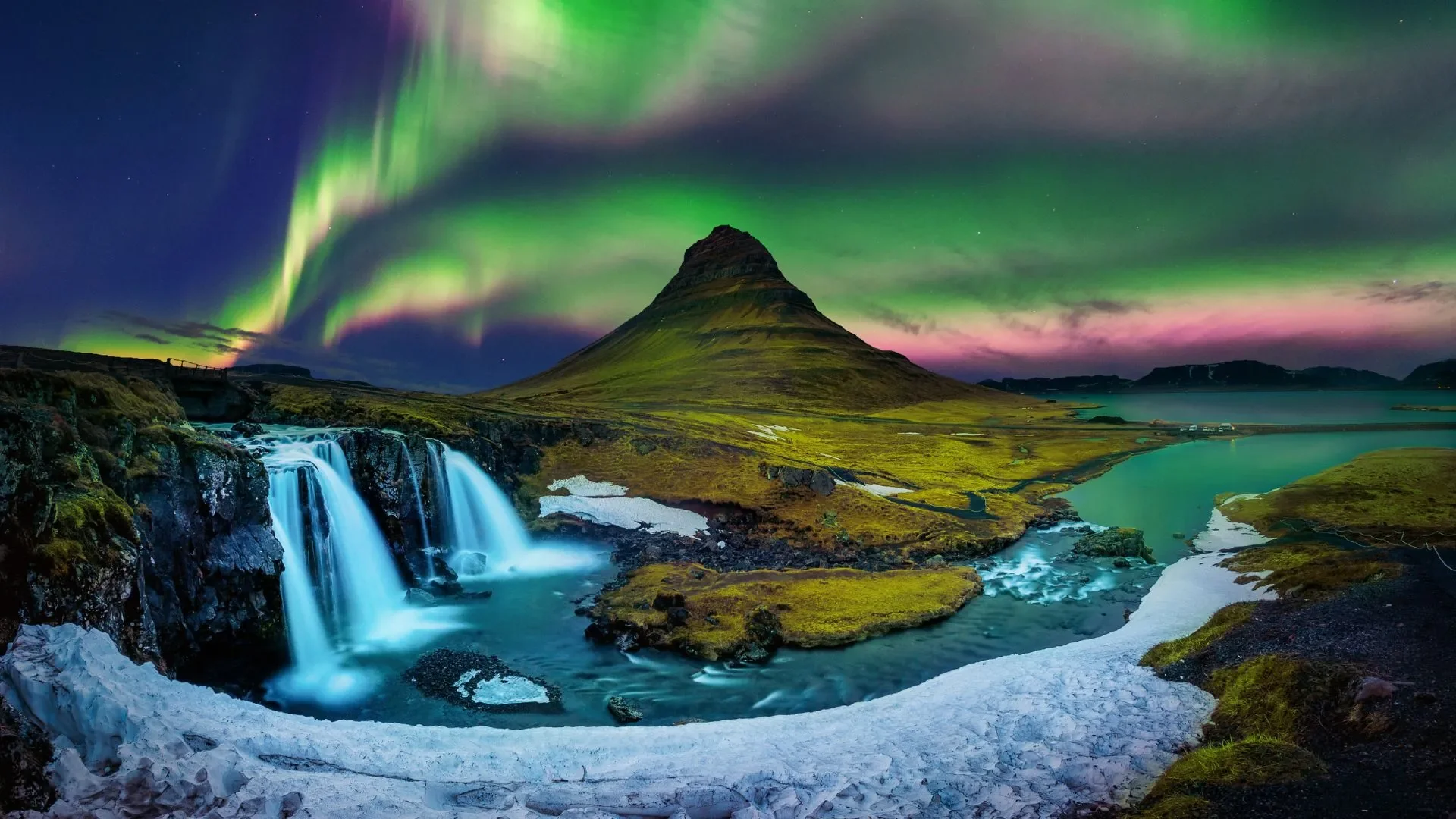 Iceland frequently tops the Global Peace Index, and American tourists agree.