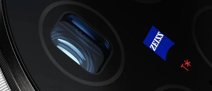 BlueImage will tackles common photography woes like taking photos with the light behind your subject, low-light imaging, including when using the telephoto lens, group shots and more.