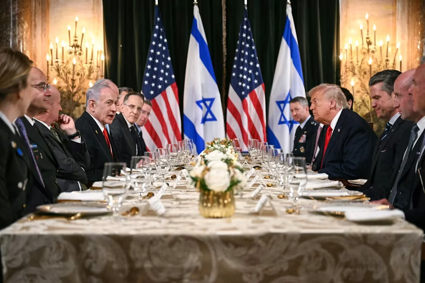US President Donald Trump and Israeli Prime Minister Benjamin Netanyahu and their teams hold a bilateral meeting at Mar-a-Lago, Florida, in December © Jim Watson/AFP/Getty Images