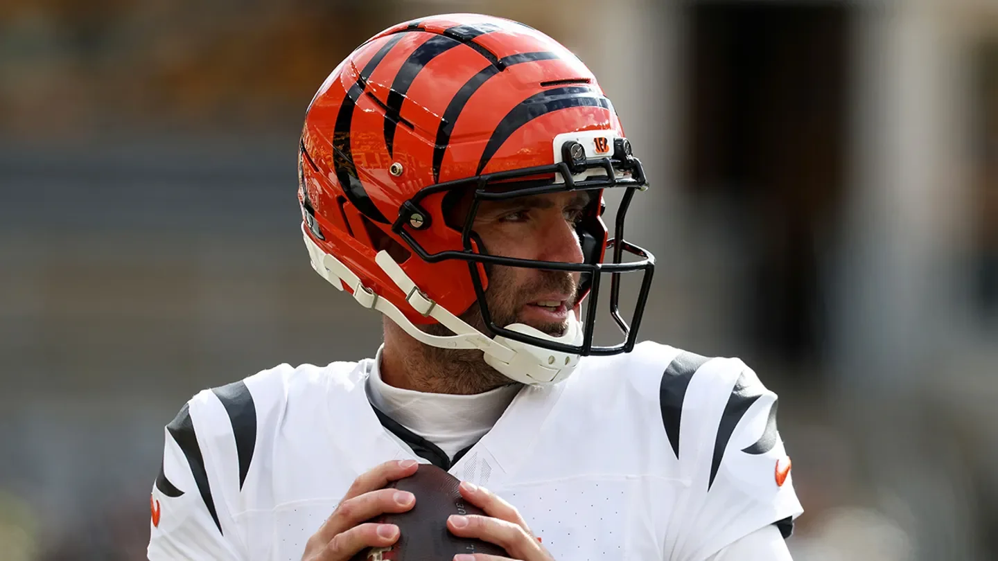 Cincinnati Bengals quarterback Joe Flacco warms up before the Steelers game at Acrisure Stadium in Pittsburgh on Nov. 16, 2025. (Charles LeClaire/Imagn Images)
