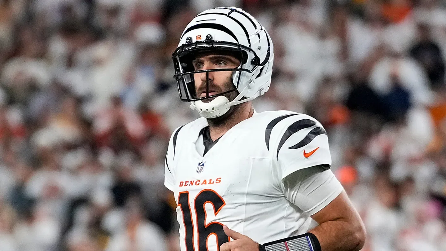 Bengals quarterback Joe Flacco runs off the field before a field goal attempt against the Pittsburgh Steelers at Paycor Stadium in Cincinnati, Ohio, on Oct. 16, 2025. (Sam Greene/The Enquirer/USA Today Network via Imagn Images)