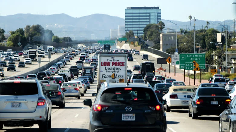 cars in a traffic jam on the I-405 in Los Angeles - Laser1987/Getty Images