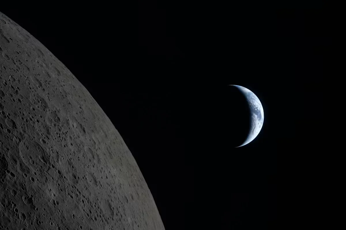 Our planet draws closer to passing behind the Moon in this image by the Artemis II crew. Nasa