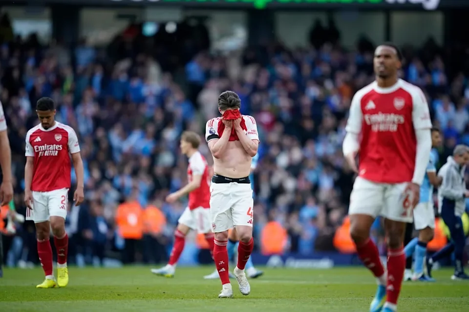 Arsenal must find a way to pick themselves up from defeat (AP)