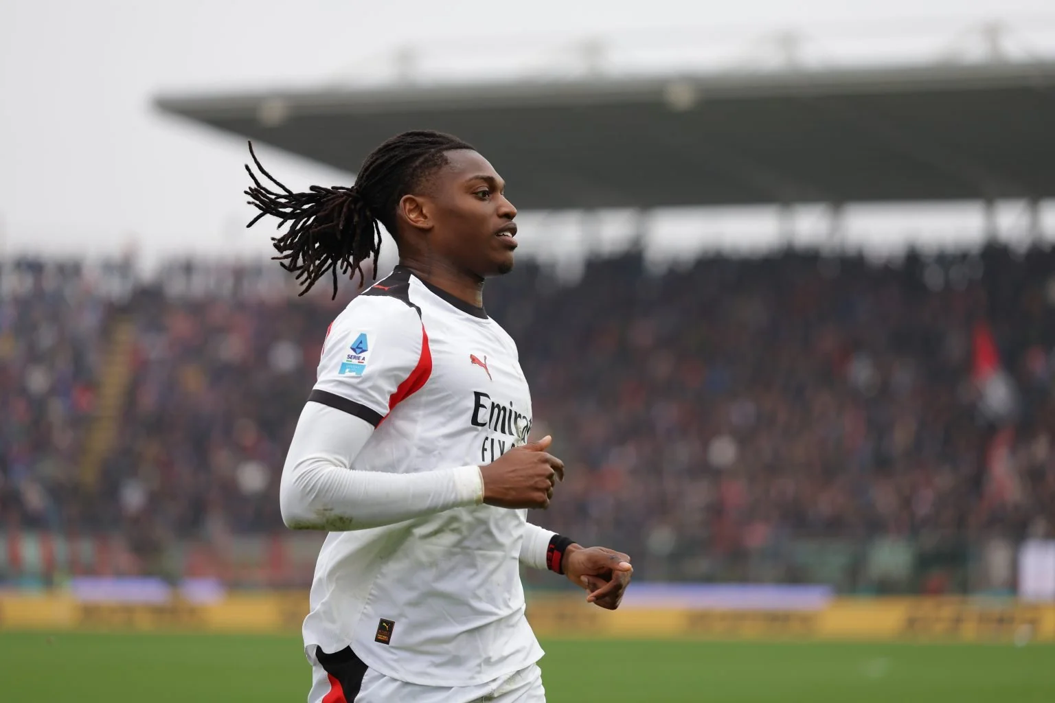 Barcelona are not interested in Rafael Leao. (Photo by Francesco Scaccianoce/Getty Images)